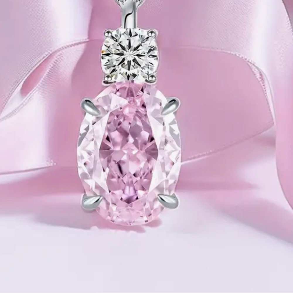 - Stunning pink ice . Brilliant sparkle . Sz 7 NWOT